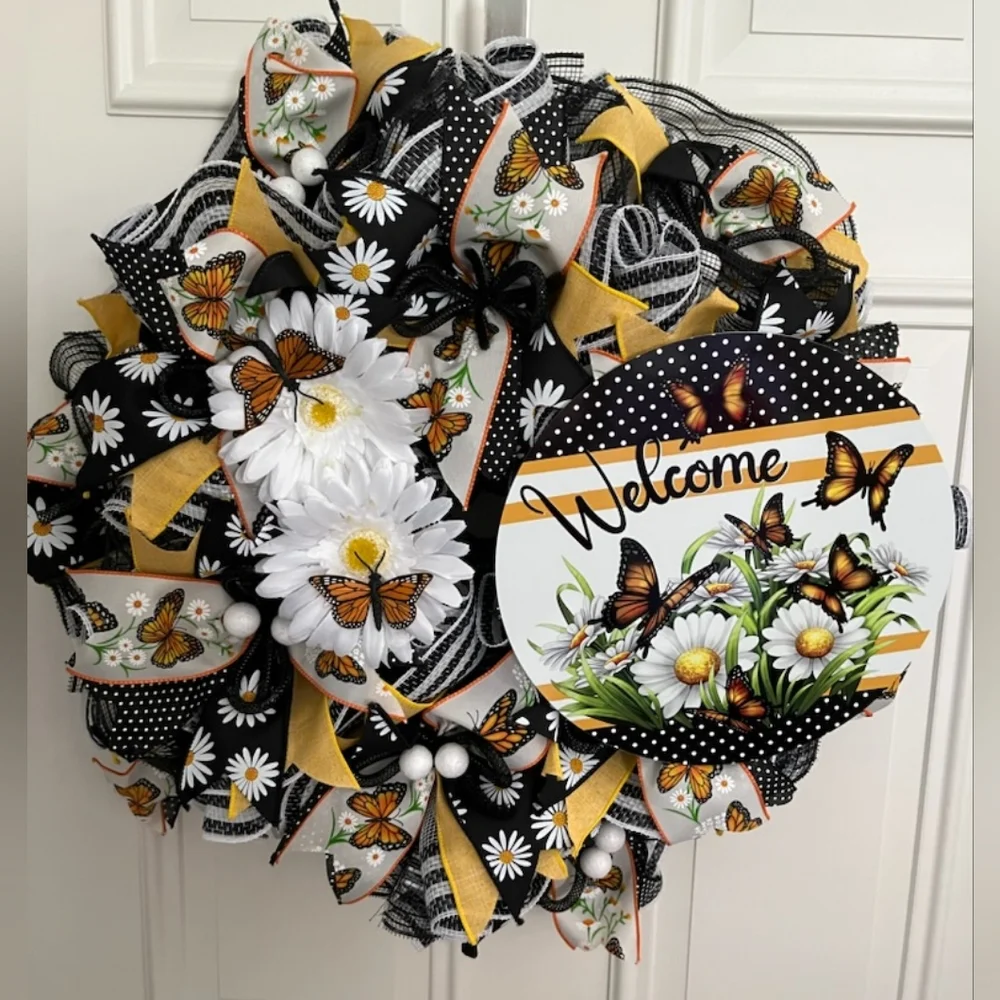 Monarch butterfly wreath